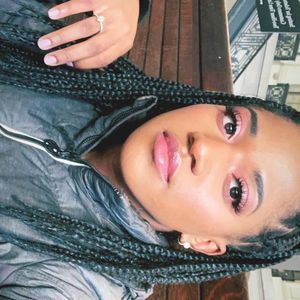 Meet your Posher, Briana